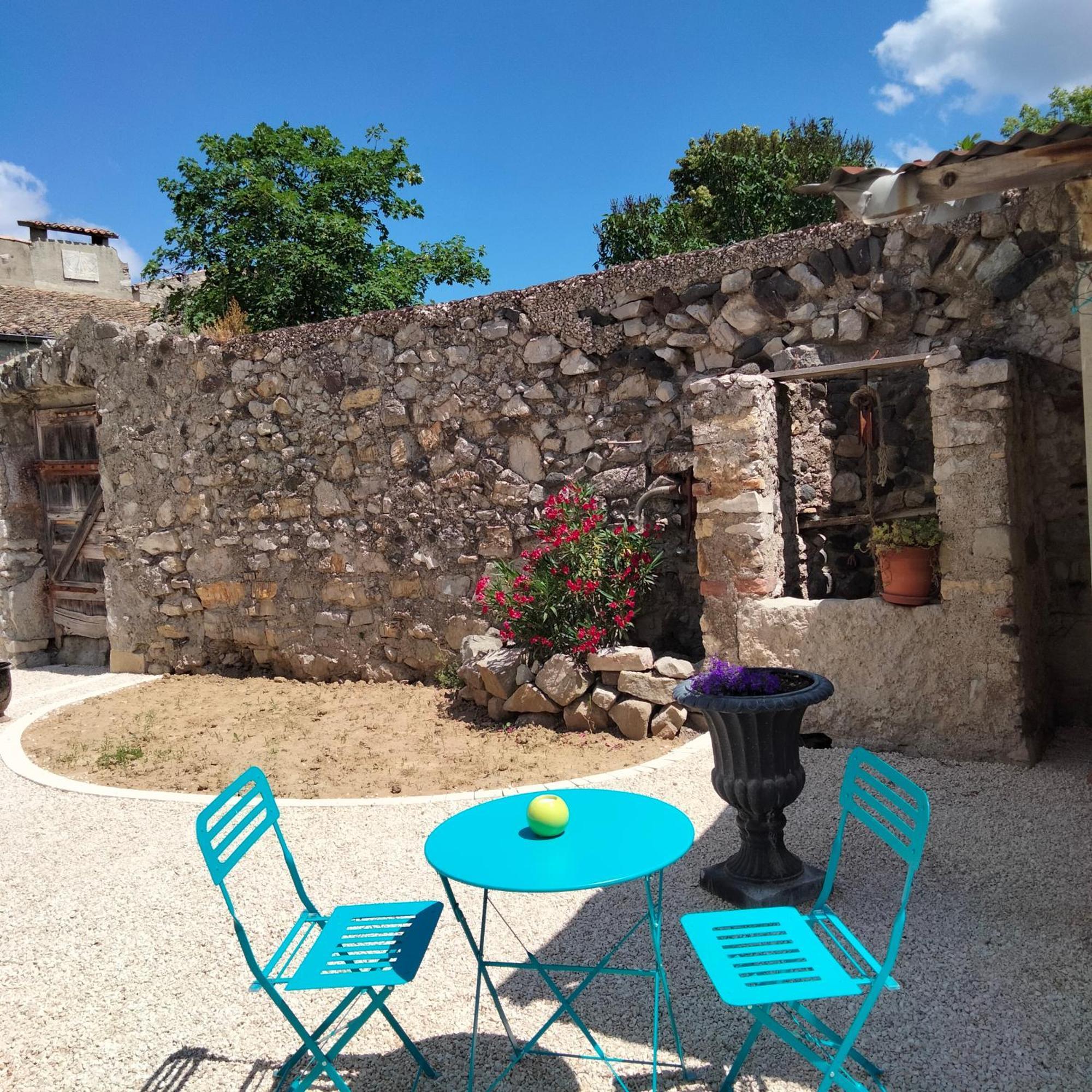 La Grange De Sabatas Hotel Chomérac Buitenkant foto